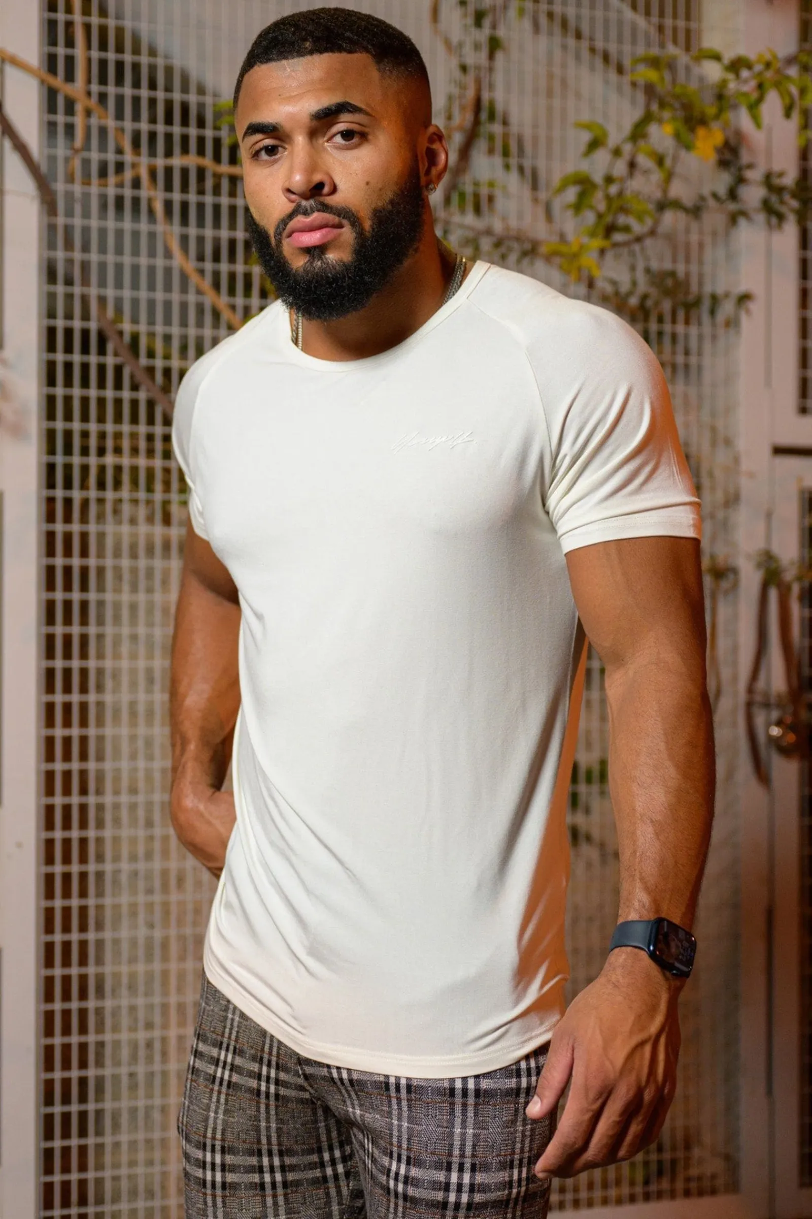Shirts<Youngla 422 Fitted Delt Tee Black|Brown|Heather Grey|Nardo Grey