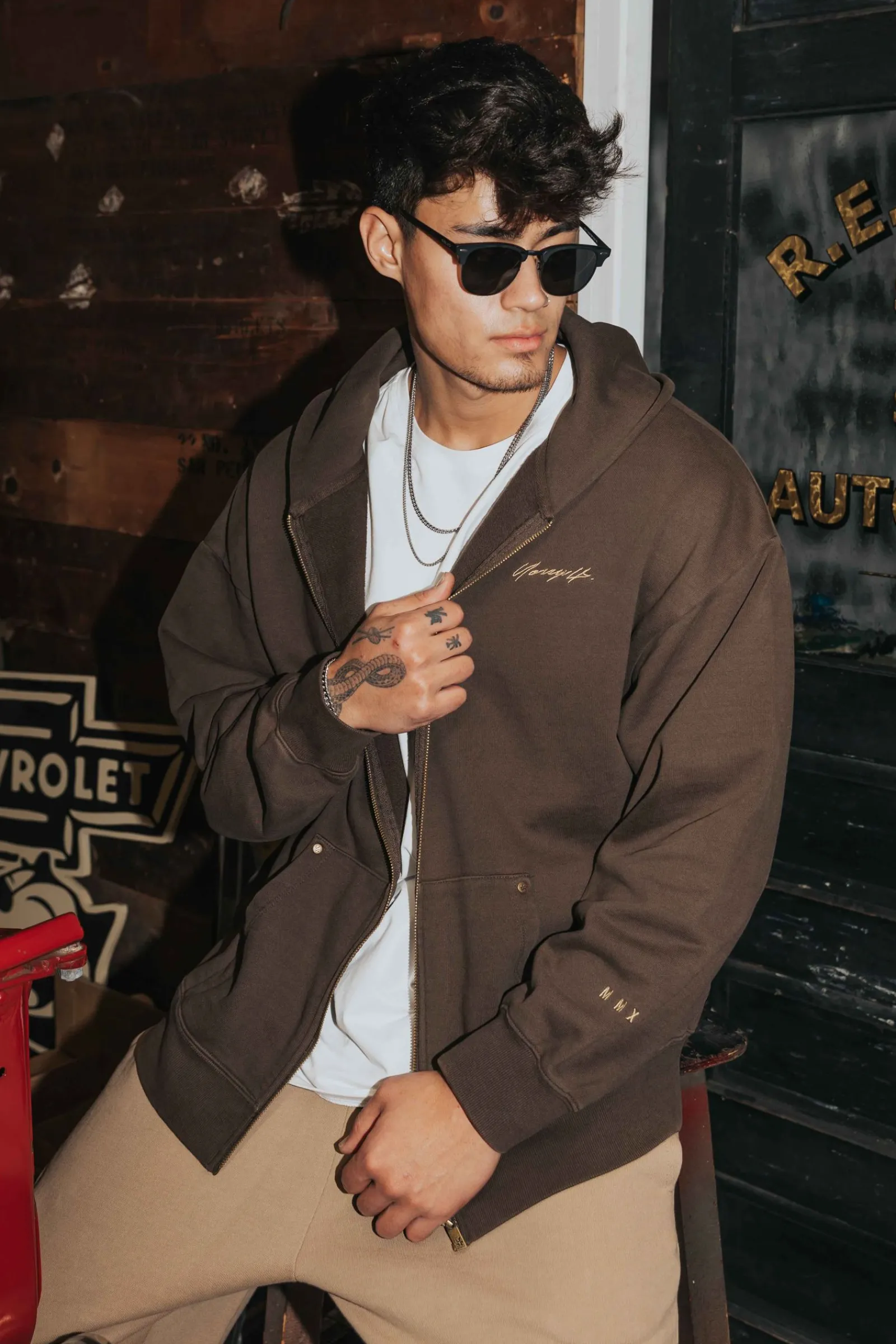 Outerwear<Youngla 546 Rivet Zipup Hoodies Black Wash|Brown Wash|Grey Wash|Off-White