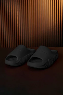 Accessories<Youngla 960-Cloud 9 Slides Black|Off-White|Orange