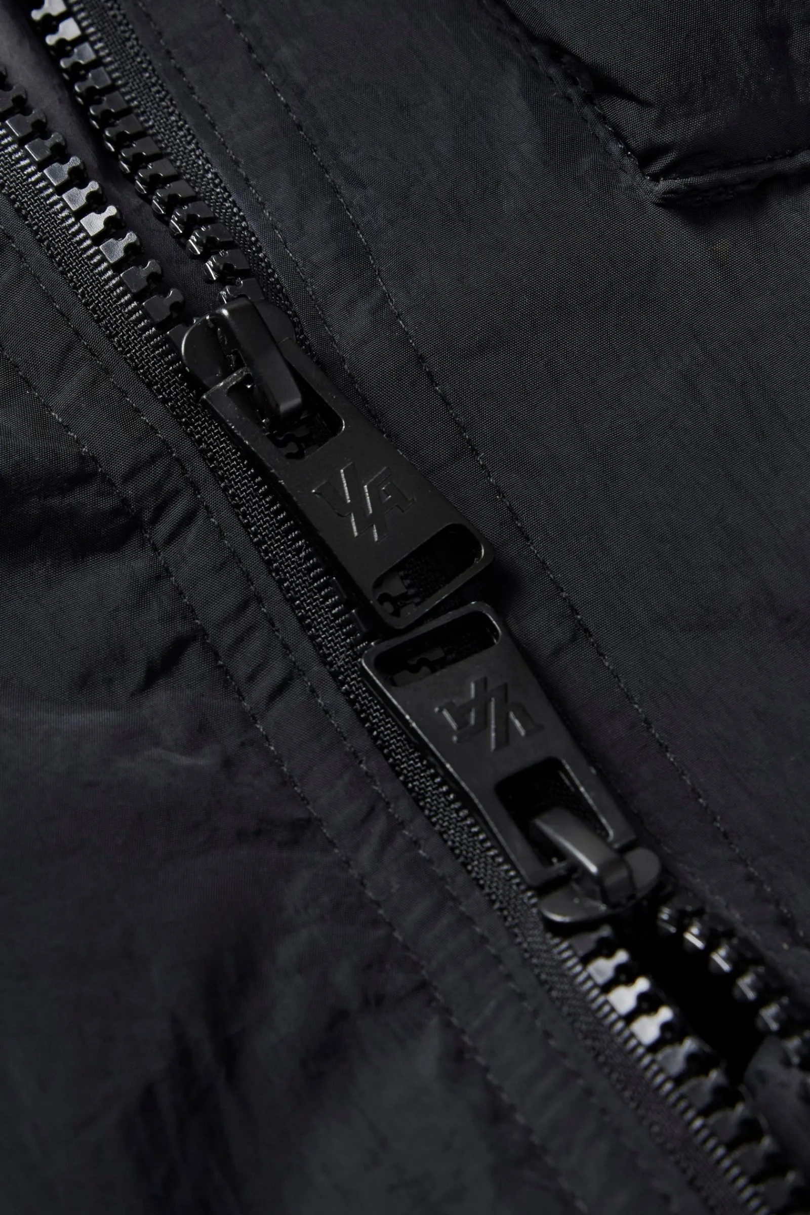 Outerwear<Youngla 525-Rain Day Jacket Black|White