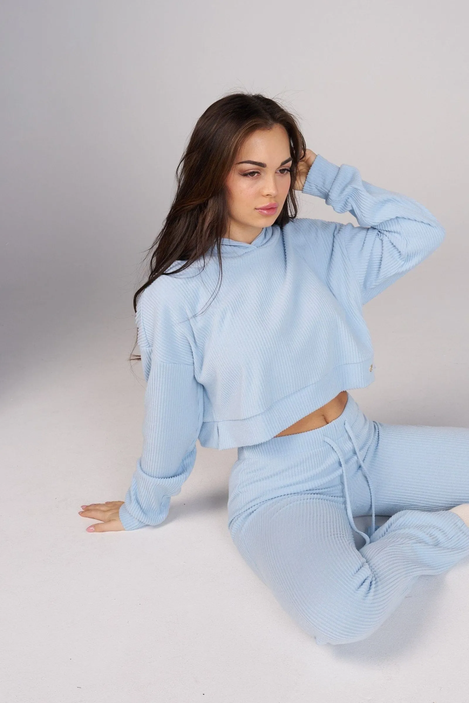 Outerwear<Youngla W545 Ava Crop Hoodie Black|Blue|Cream|Mauve