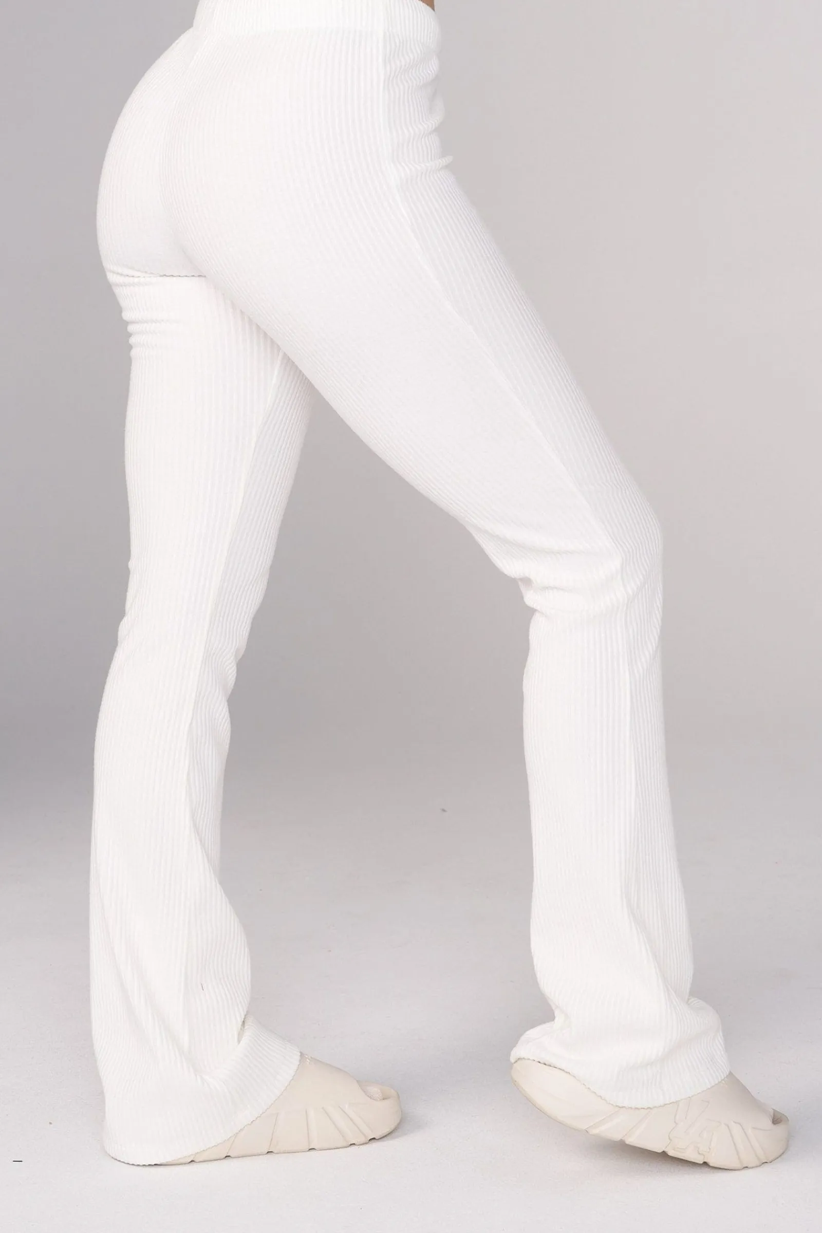 Joggers & Pants<Youngla W245 Ava Flare Pants Black|Blue|Cream|Mauve