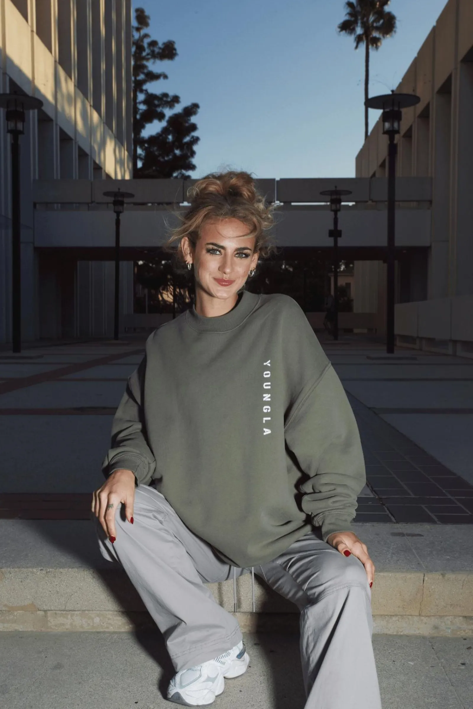 Outerwear<Youngla W539 Eternal Crewneck Black|Charcoal|Eggplant|Off-White