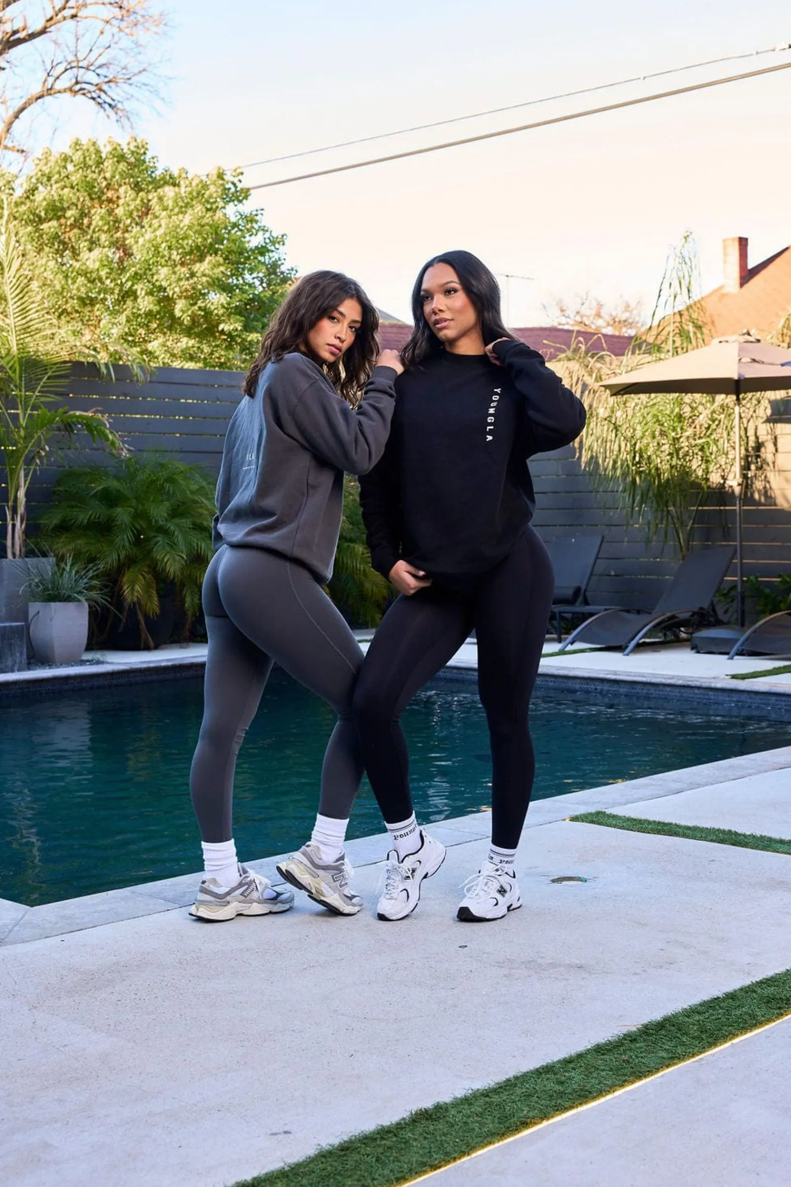 Outerwear<Youngla W539 Eternal Crewneck Black|Charcoal|Eggplant|Off-White