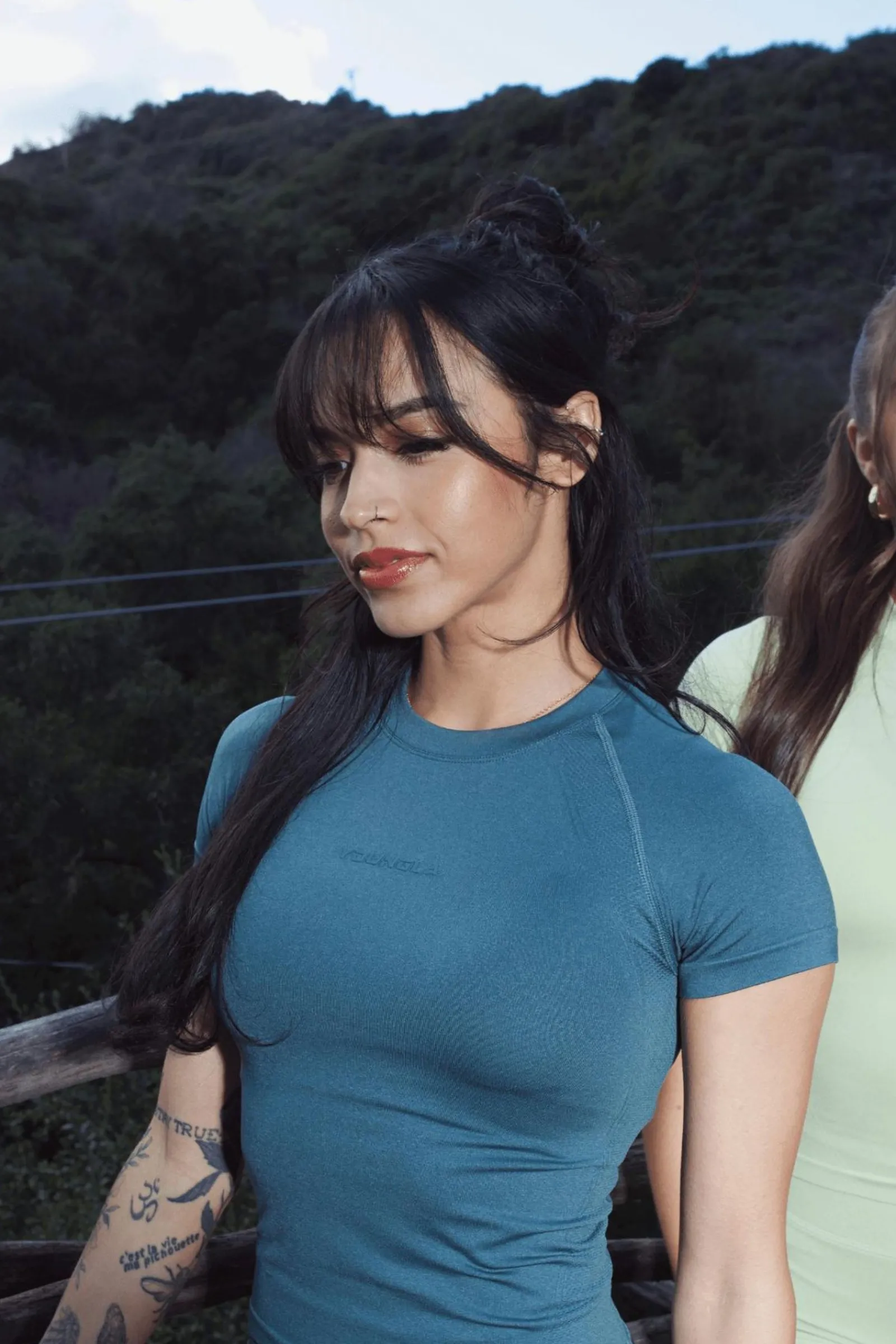 Tops<Youngla W446 Seamless Curve Compression Tee Black|Charcoal|Cider|Moss