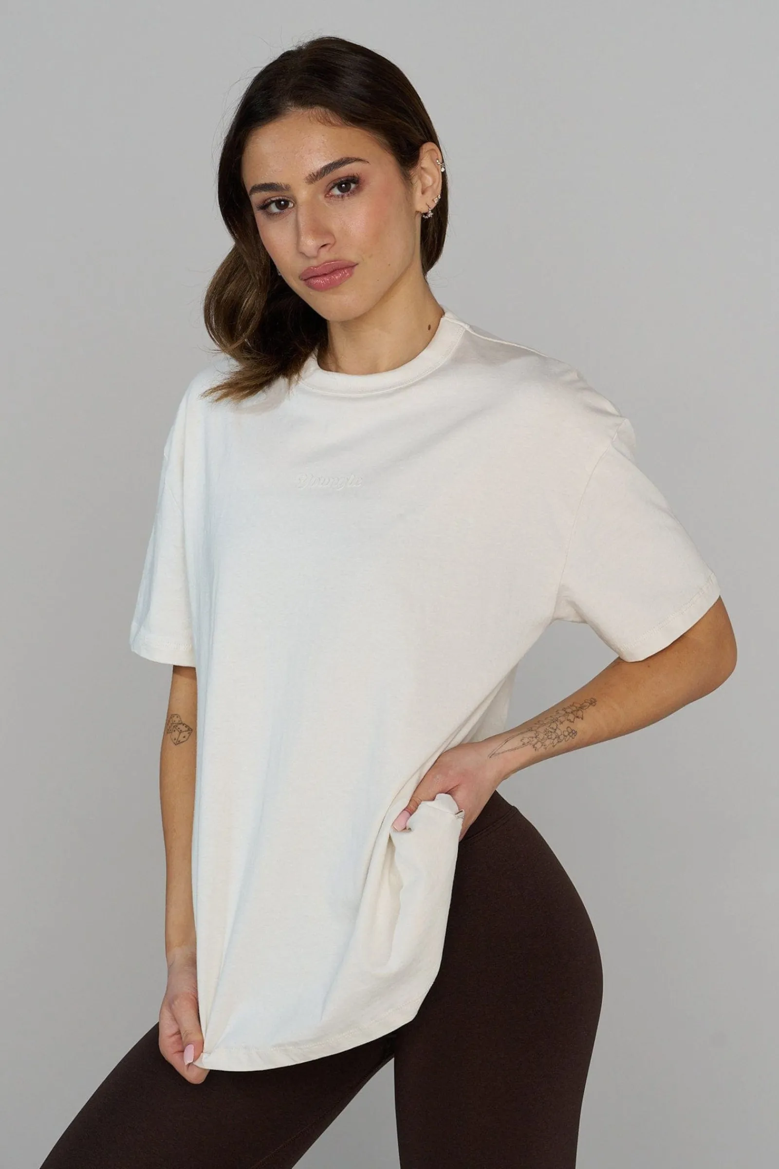 Tops<Youngla W443 Simple Tee Black|Brick|Vanilla|Charcoal