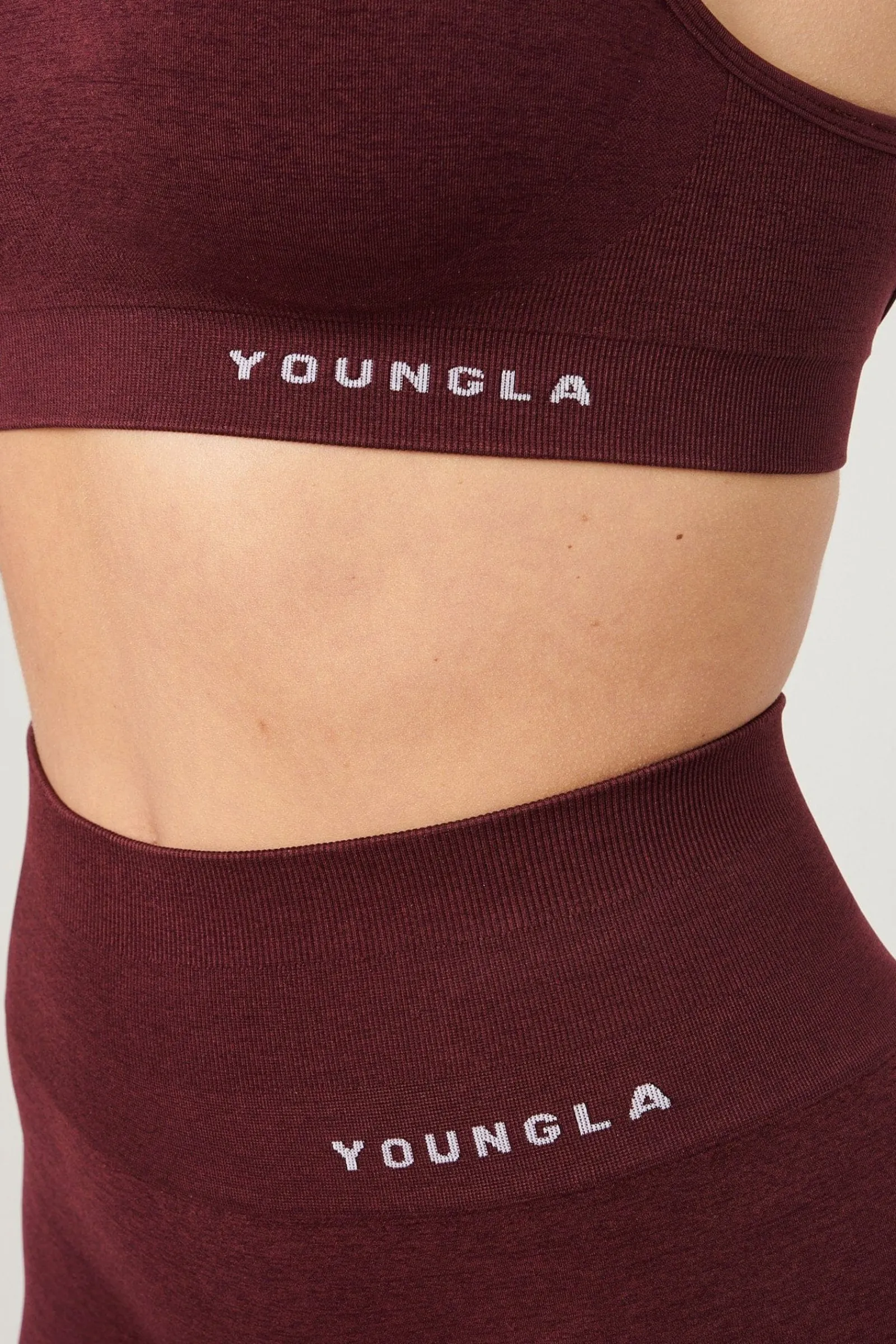 Bras<Youngla W329-Core Seamless Scoop Neck Bra Burgundy Silk|Polished Black|Tan Suede|Velvet Teal