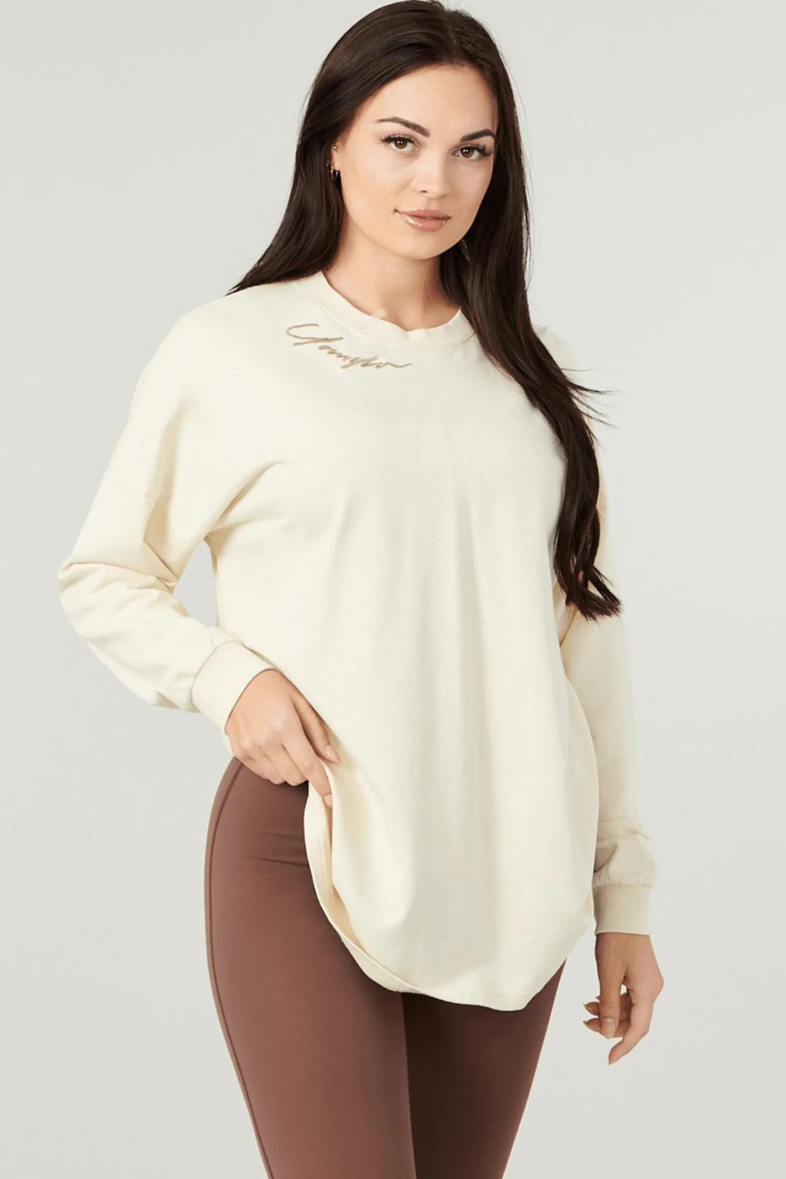 Tops<Youngla W432-Emblem Long Sleeve Tee Black|Bone|Brown|Burgundy